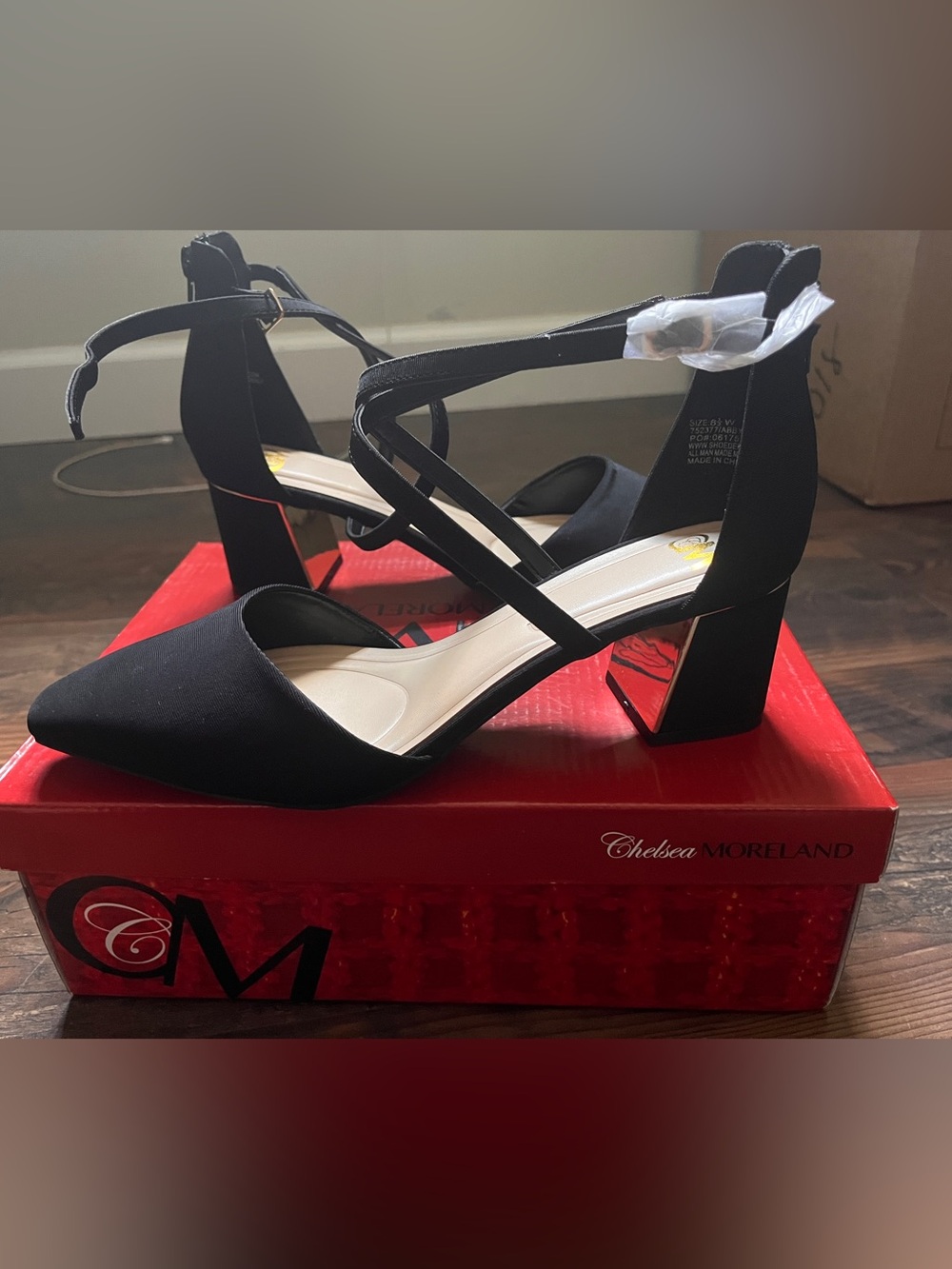 BRAND NEW Black Heels
